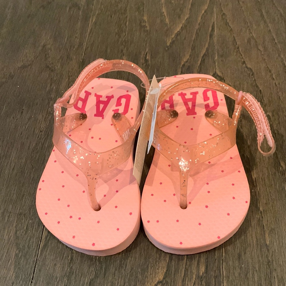 NWOT GAP Toddler Girl Pink Flip Flops toddler 5/6